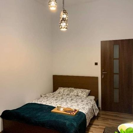 First Station 26-10 Apartman Krakkó Kültér fotó